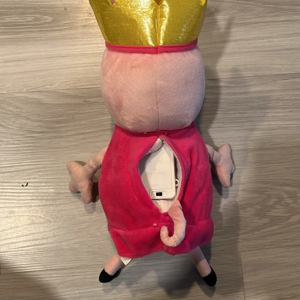 Pink Plush Toy with Crown‎ - Picture 6 of 6